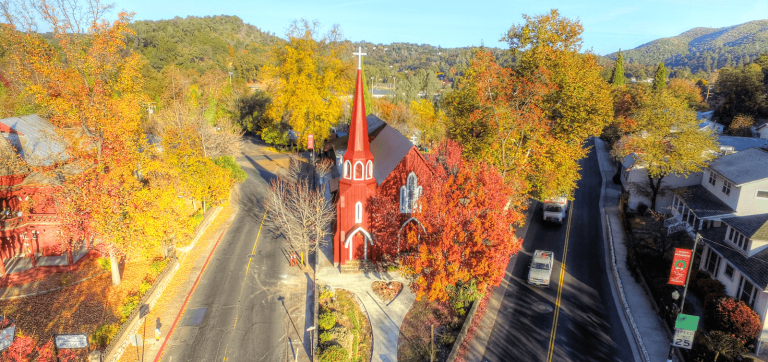 Red Church (2)